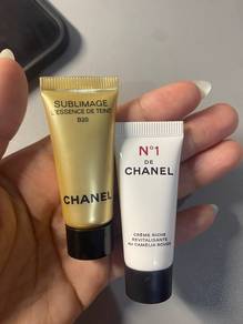 Chanel Sublimage Essence de Teint (Cream)