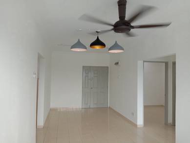 Apartment For Rent in Laguna Biru 1