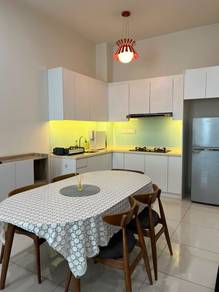 Service Residence For Rent in Res 280