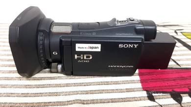 Sony Handycam HD Camcorder HDR-CX700E