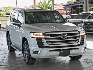 Toyota Land Cruiser ZX in Johor Bahru, JHR