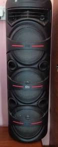speaker 