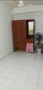 Flat For Rent in Desa Putra (Queensbay)