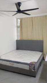 Room in Paya Terubong, PNG