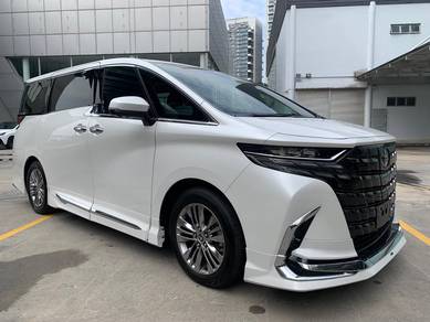 Toyota Alphard Z in Damansara, KUL