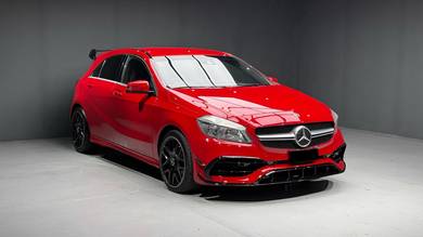 Mercedes Benz A180 180 AMG TURBO (CBU) in Seri Kembangan, SGR