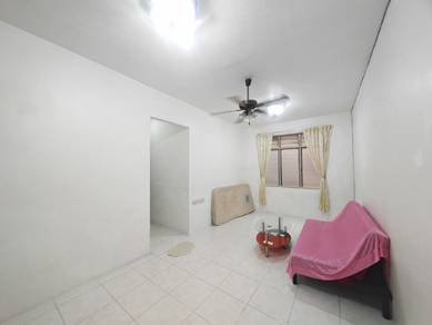 Flat For Rent in Flat Bukit Indah