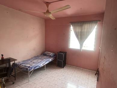 Room in Pandan Jaya, KUL