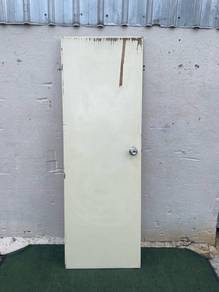 YD46A1 Pintu Papan 70 x 206 cm Playwood Panel Door