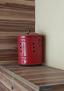 二Second-Hand Red Joss Paper Burning Bin