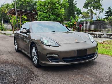 Porsche Panamera in Johor Bahru, JHR