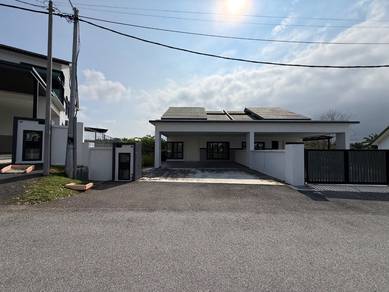 Semi-Detached House For Sale in Jasin,MLK