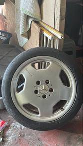 Tyre Mercedes AMG