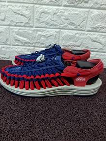uk8 KEEN UNEEK Classic