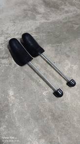 Shoe Tree Spring Untuk Dijual