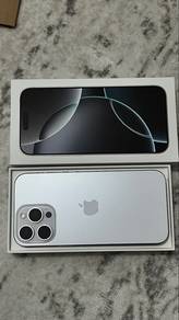 iPhone 16 Pro Max 256GB White