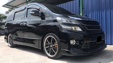 Toyota Vellfire Z GOLDEN EYES in Kajang, SGR