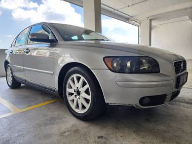 Volvo S40 in Cheras, SGR