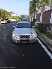 Mercedes Benz CLK230 230 K (CBU) in Batu Caves, SGR