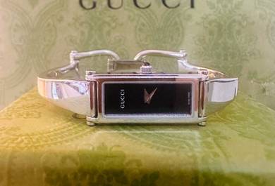 Authentic GUCCI Black Stainless Steel 1500L Quartz