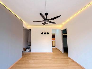 Flat For Sale in Kampung Lindungan
