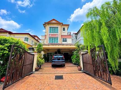 Zero-Lot Bungalow For Sale in Seri Kembangan,SGR
