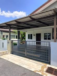 Semi-Detached House For Rent in Lumut,PRK