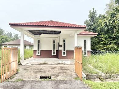 Bungalow House For Sale in Lenggeng,NSN