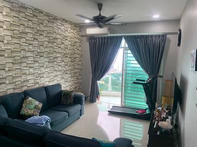 Condominium For Rent in The Oasis