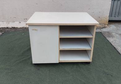P49-S Almari Rendah Beroda Low Cabinet 1 Door