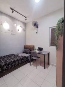 Room in Bukit Jalil, KUL