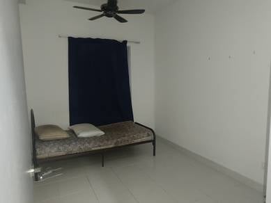 Room in Shah Alam, SGR