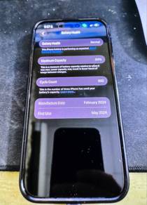 Iphone 15 pro max with airpod 4