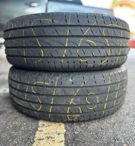 215 60 17 Continental UC6 SUV Tyre Tebal 40%