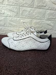 uk6.5 Louis Vuitton Sneakers