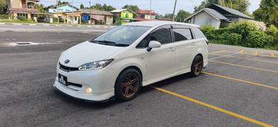 Toyota Wish S in Kota Bharu, KTN