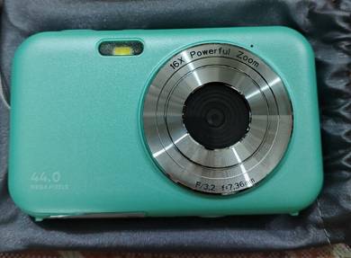 Digital Camera Fix Focus 44MP