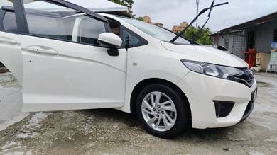 Honda Jazz E in Kepong, KUL