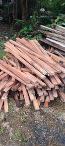 Kayu 1x2 panjang 4 kaki 5869