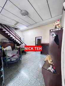 Shop lot For Rent in Persiaran Gurney,PNG