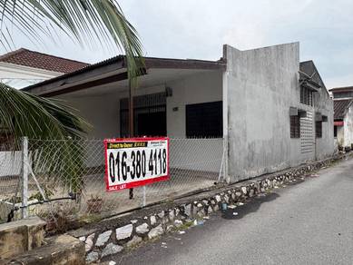 1-storey Terraced House For Sale in Seri Kembangan,SGR