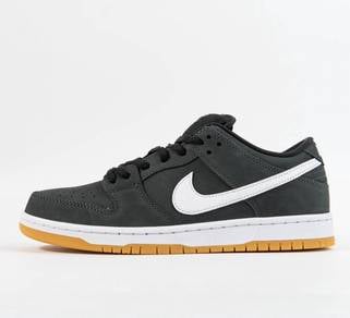 Nike SB Dunk Low Pro Black Gum
