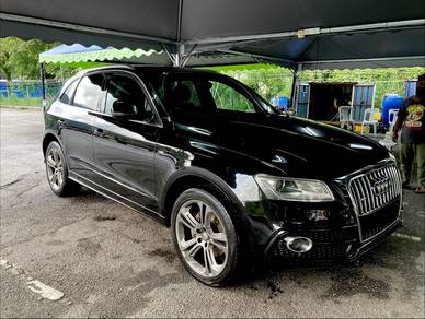 Audi Q5 TFSI S-LINE in Georgetown, PNG