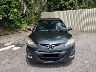 Mazda 2 V in Ayer Itam, PNG