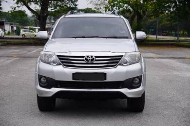 Toyota Fortuner V in Puchong, SGR