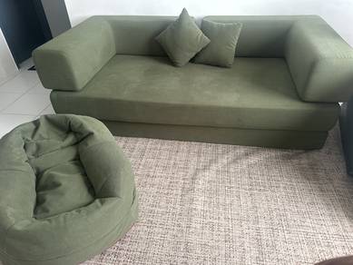 Sofa bed baru pakai dua bulan