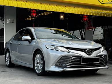 2019 Toyota Camry V