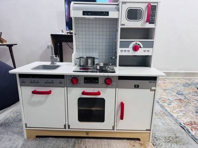 HAPE wooden kids kitchen (preloved)