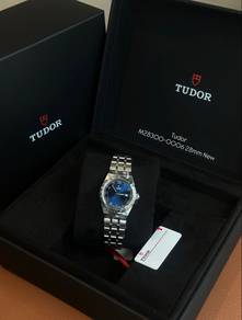 Tudor M28300-0006