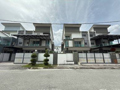 Semi-Detached House For Sale in Ipoh,PRK